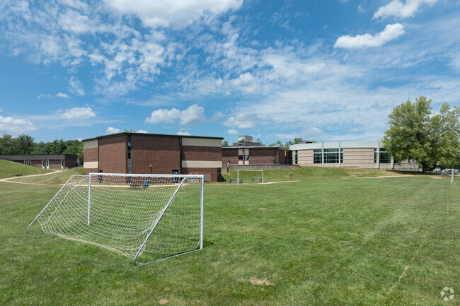 Selvidge Middle School is rated #80 of 436 with best public middle school teachers in Missouri.