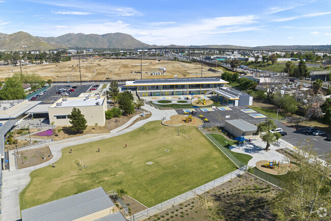 Experience Fun And Adventure At Fremont Elementary School Playground In Northside Neighborhood