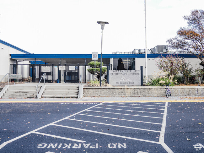 The entrance of Alexander Rose Elementary School in Milpitas, California.
