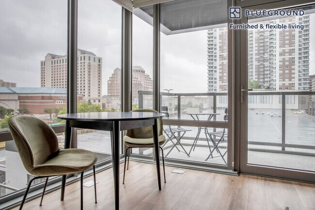 1446 S Grant St unit FL5-ID693, Arlington, VA 22202 - photo 6