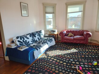 33 Pinehurst St Unit 2, Boston, MA 02131
