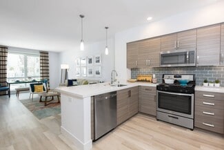 55 Triton Park Ln, Foster City, CA 94404