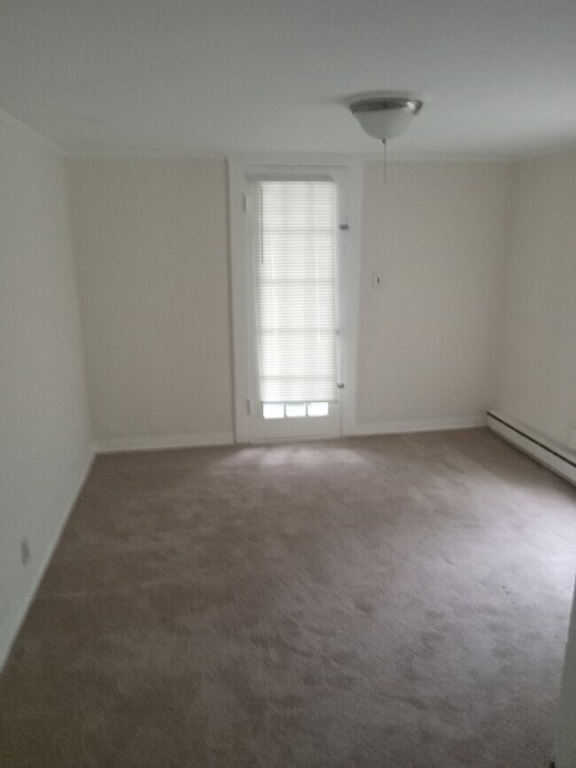 1st bedroom