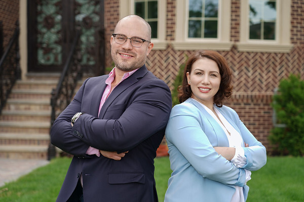 Agent Photo