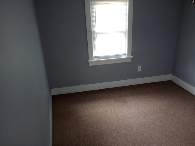 206 E 8th St, Berwick, PA 18603 - photo 5