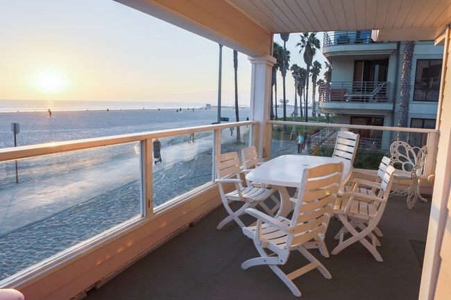 3003 Ocean Front Walk unit 2, Venice, CA 90291 - photo 6