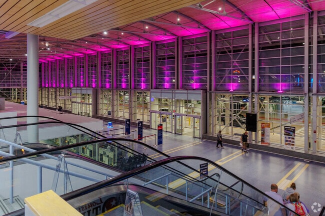 Shreveport Regional Airport at night.