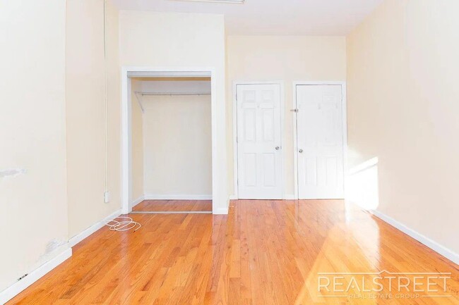 471 Central Ave unit 2R, Brooklyn, NY 11221 - photo 7