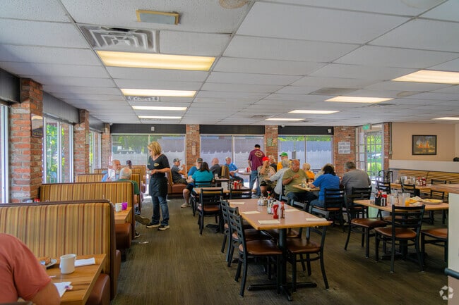 Michigan-Glide-Sutter locals love to gather at Carol's Restaurant for breakfast.