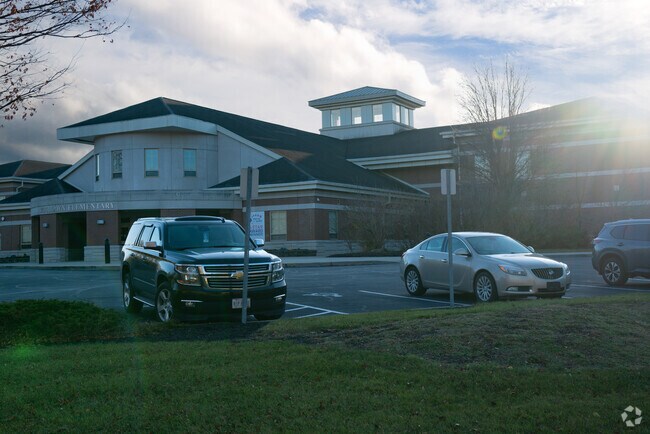 The Woodlawn Elementary School is located on 31 Riddle Rd, in Cincinnati OH.