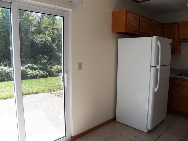 Kitchen (/patio)