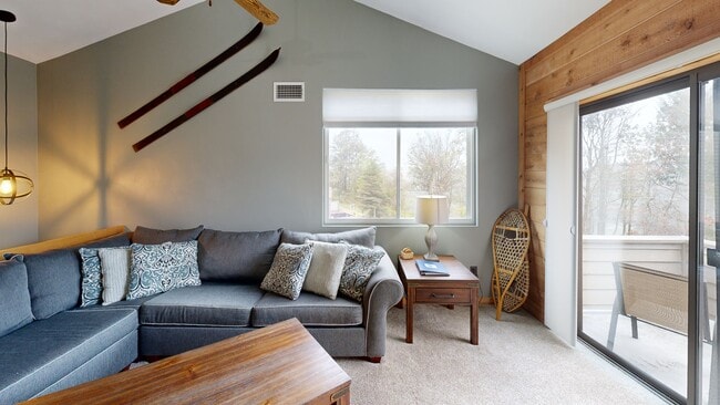 1 Sunridge Dr unit H1, Champion, PA 15622 - photo 2