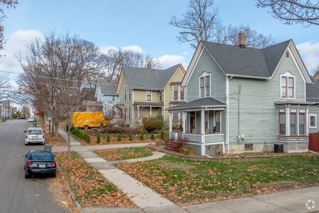 Large lots provide Gifford Park with plenty of privacy.