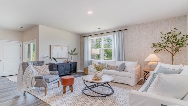 321 Bevington Brook Ln, Hopkins, SC 29061 - photo 6