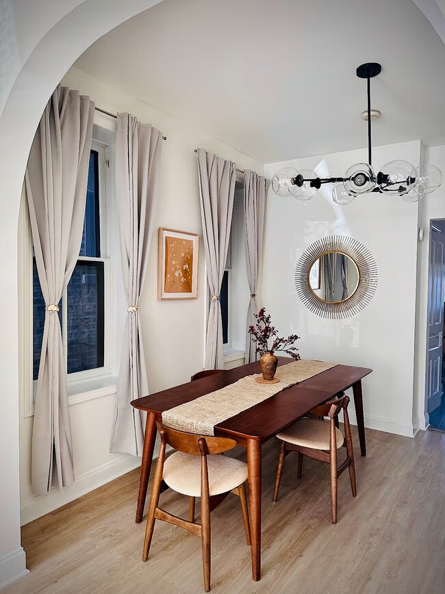 2014 N Oakley Ave unit 1, Chicago, IL 60647 - photo 2