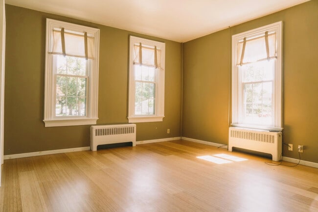 379 E Wabasha St, Winona, MN 55987 - photo 2