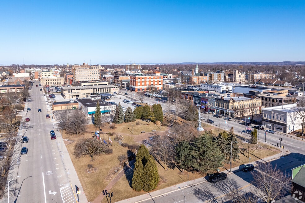 FondDuLac_1003194_JB_082125_V1