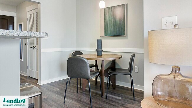 335 W 9th St unit 201, Indianapolis, IN 46202 - photo 6