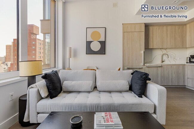 200 E 23rd St unit FL17-ID2021, New York, NY 10010 - photo 2