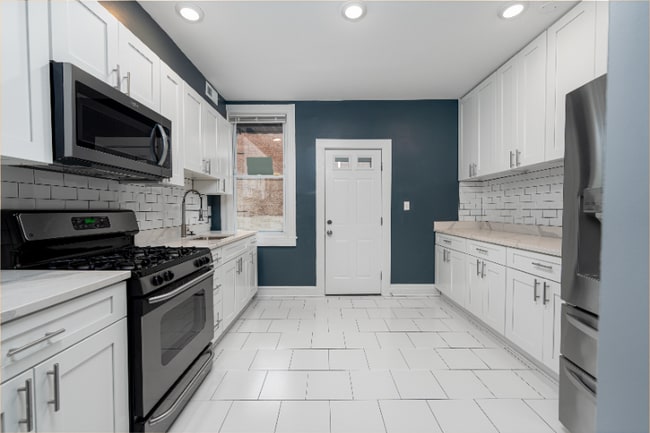 2602 Beryl Ave, Baltimore, MD 21205 - photo 2