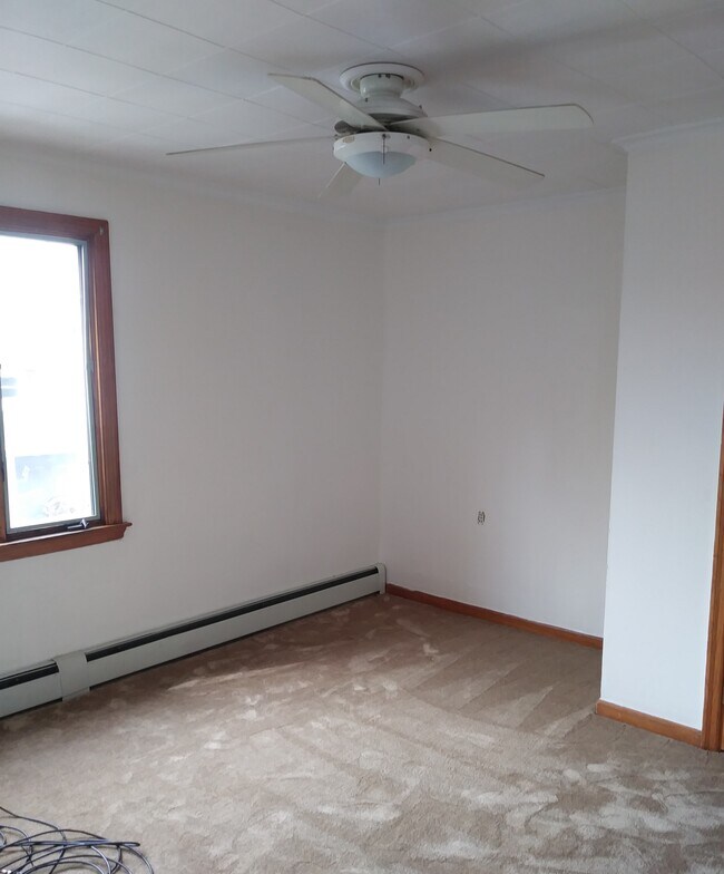 511 Hickory St unit 3, Old Forge, PA 18518 - photo 6