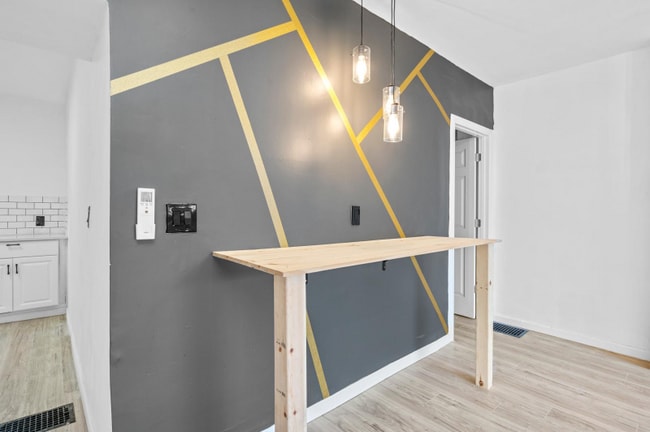 2811 Brentwood Ave unit 1, Pittsburgh, PA 15227 - photo 2