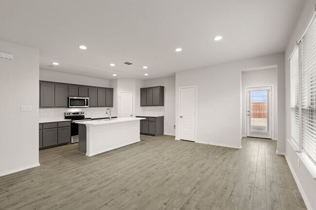 1620 Macadamia Ct unit 36502190, Aubrey, TX 76227 - photo 7