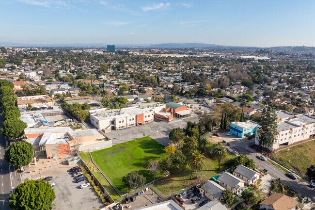Cesar Chavez Elementary School is in the Los Angeles Unified School District.