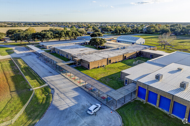 Needville Elementary School, Rankings & Reviews - Homes.com