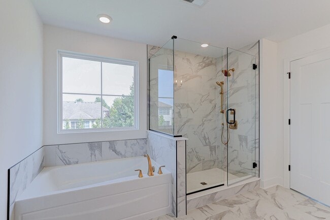 100 39th St unit 38566334, Downers Grove, IL 60515 - photo 6