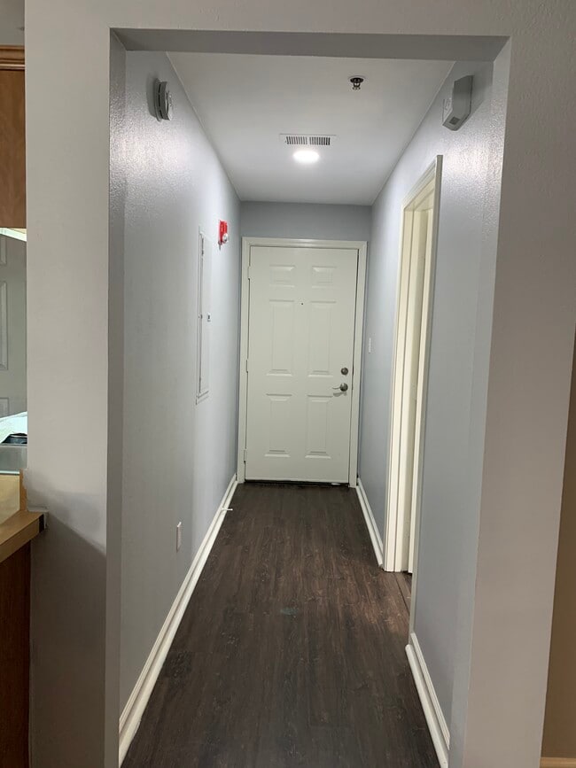 Lansdowne Heights Condominium Homes unit 9100, Lexington, KY 40502 - photo 3