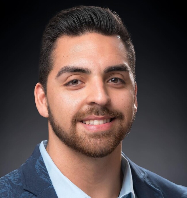 Agent Photo