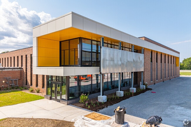 Jerstad-Agerholm School is an urban K-8 academy in Racine's Maple Grove community.