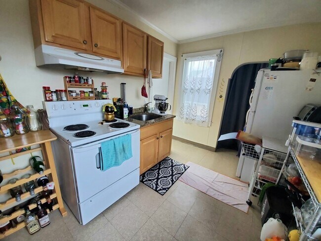 41 Mount Pleasant St, Somerville, MA 02145 - photo 7