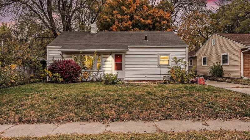 4926 J St, Lincoln, NE 68510 - photo 1