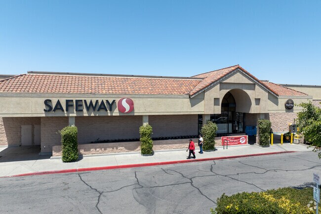 Pine Canyon residents shop at Safeway in King City Center for groceries and essentials.