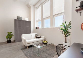 61 E 21st St, Chicago, IL 60616