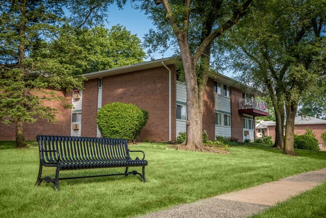 Carlton Apartments, Ewing, NJ 08618 - photo 7