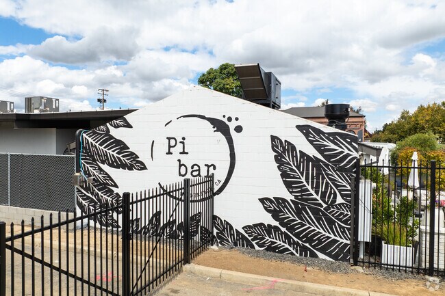 Pi Bar's expansive menu includes weekend brunch, the perfect start to an idyllic weekend in Woodbridge.