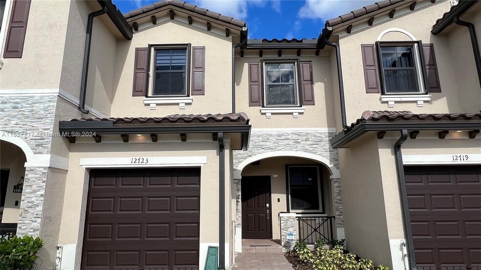 12723 SW 230th Terrace, Miami, FL 33170 - photo 1