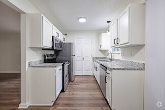 49 Orphanage Rd, Ft Mitchell, KY 41017