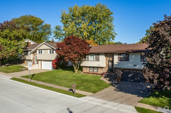 Craftsman homes with thoughtful detailing and diverse landscapes are in Davenport's North Side.