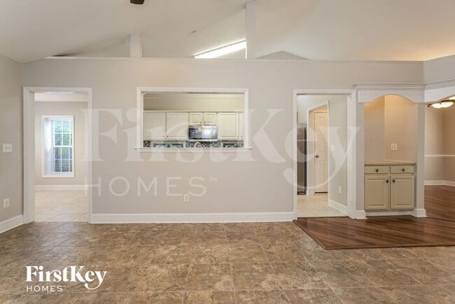 5233 Old Plantation Cir, Winston Salem, NC 27104 - photo 4