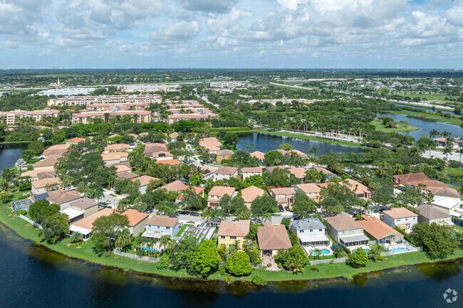 Some homes in Emerald Estates have beautiful water views from the backyard.