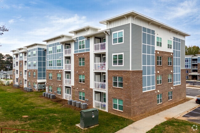 Albemarle Landing, Charlotte, NC 28212 - photo 3