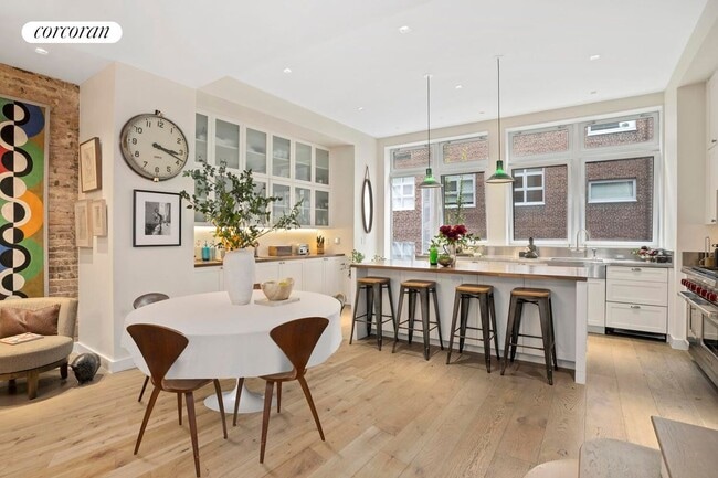 308 E 30th St, New York, NY 10016 - photo 2