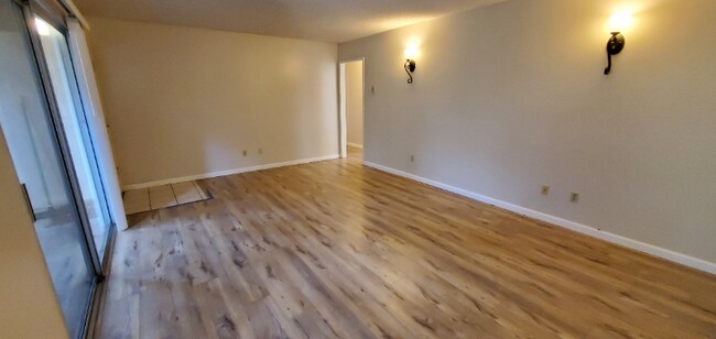 2213 Voorhees Ave unit 102, Redondo Beach, CA 90278 - photo 6