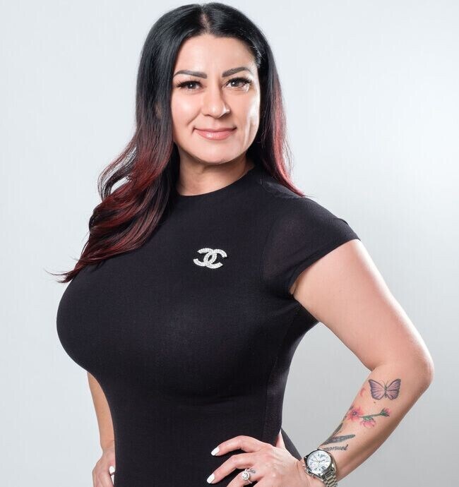 Agent Photo