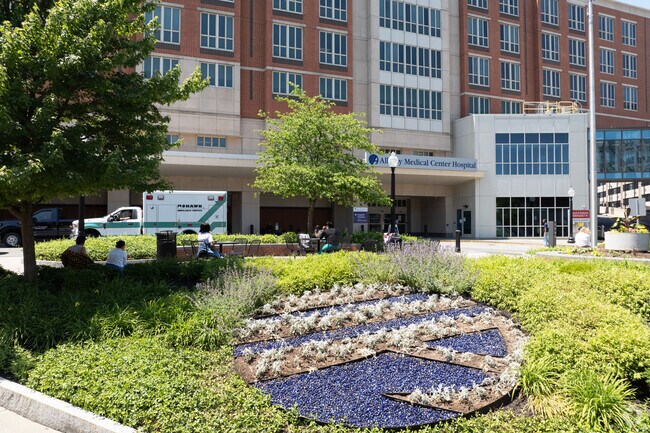 Right in Park South is the Albany Medical Center and schools, keeping the area busy.