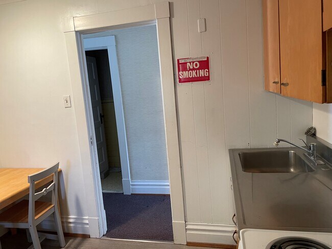 126 College Ave unit Upper Unit 2, Indiana, PA 15701 - photo 3